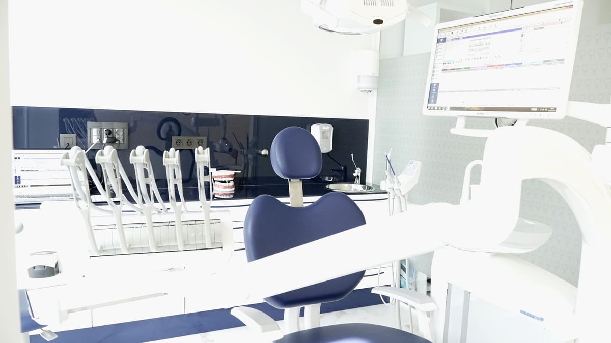 área de tratamiento dental moderna área de tratamiento dental moderna